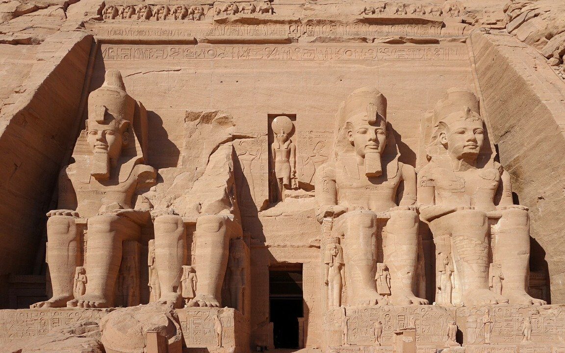 Изключителното богатство и специфика на древноегипетската култура я правят лесно